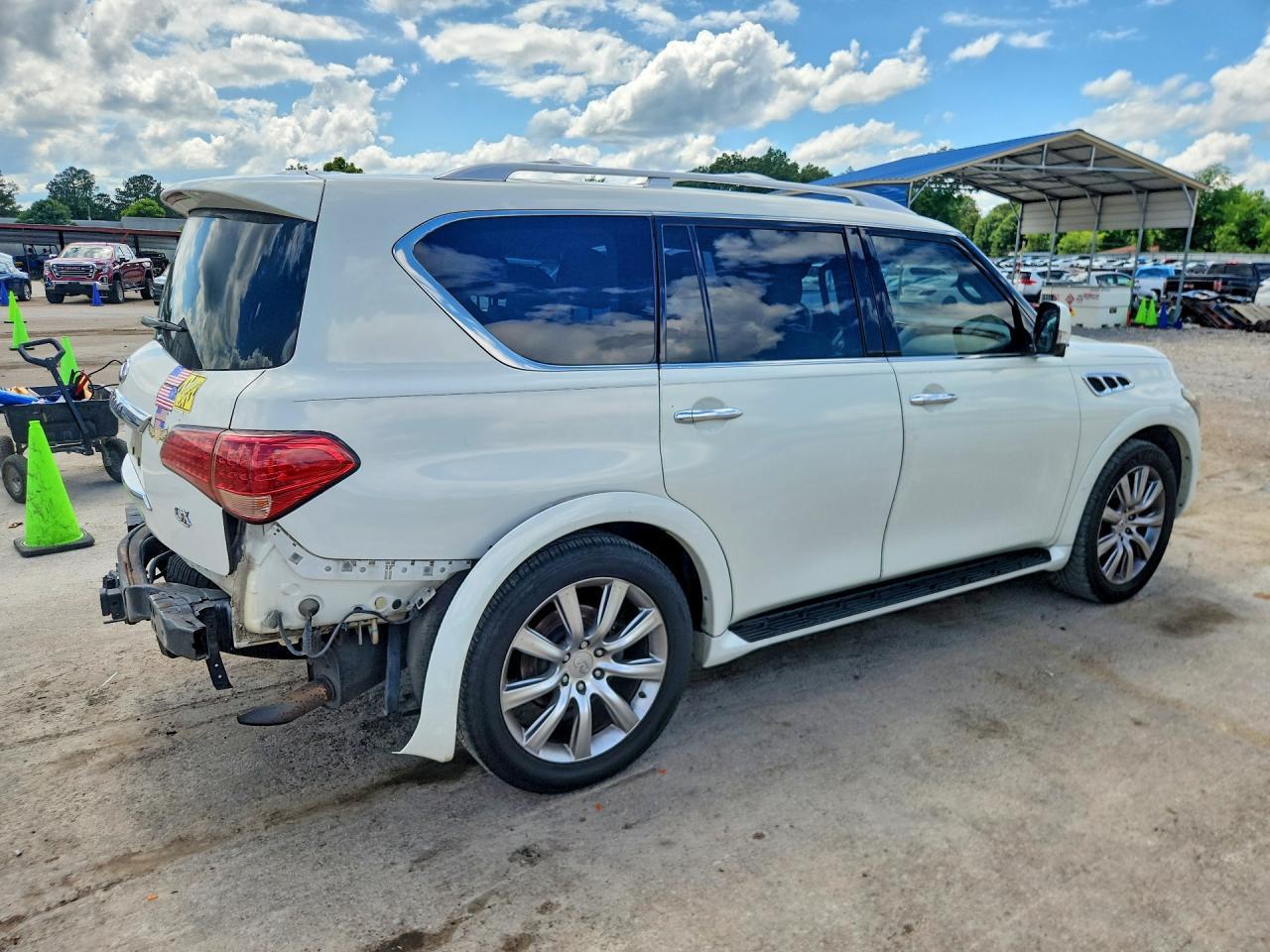 2011 Infi Qx56 - Фото 3