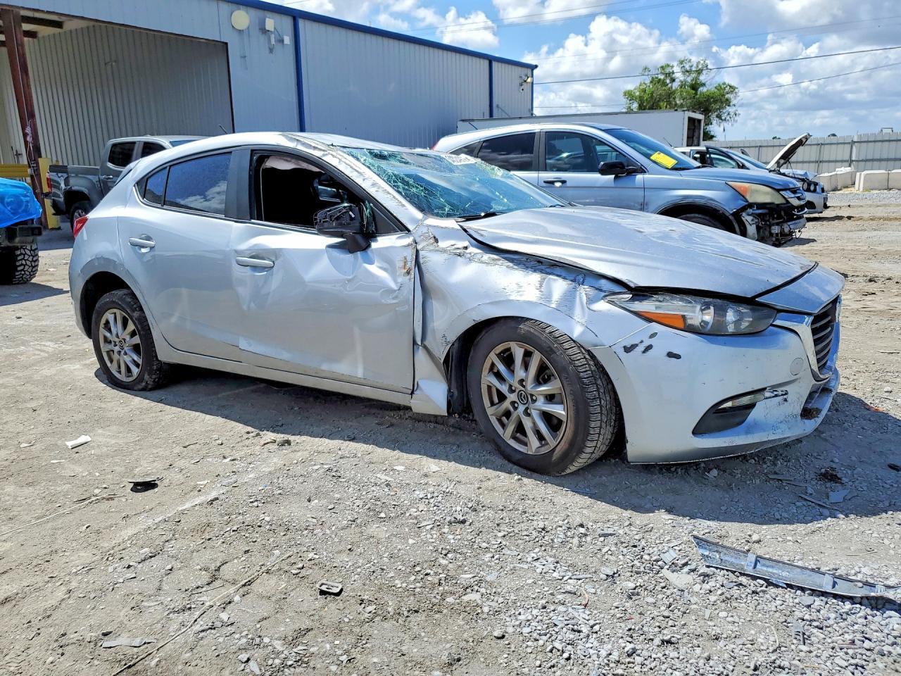 2018 Mazda 3 Sport - Image 4