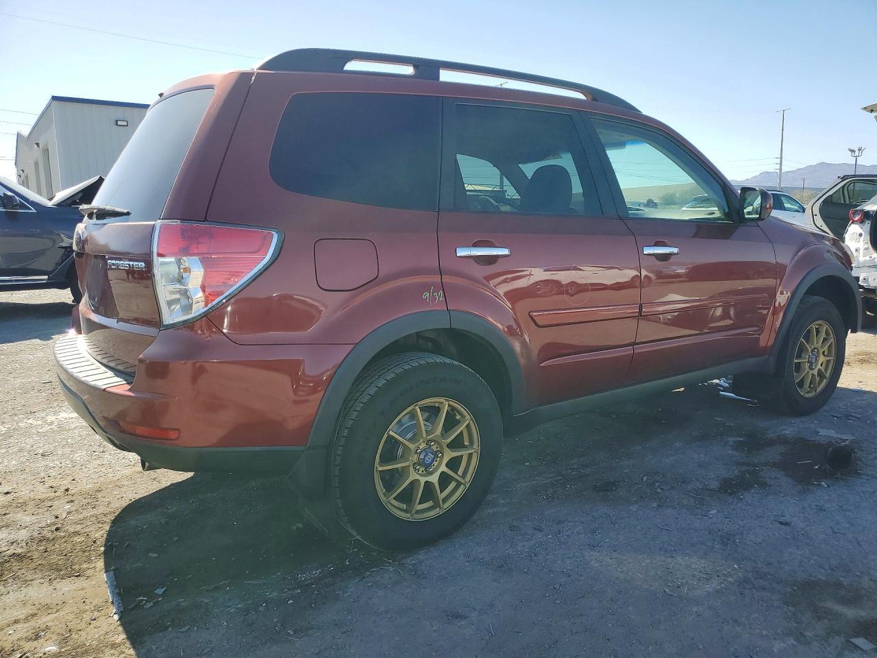 2010 Subaru Forester 2.5X Premium - Фото 3