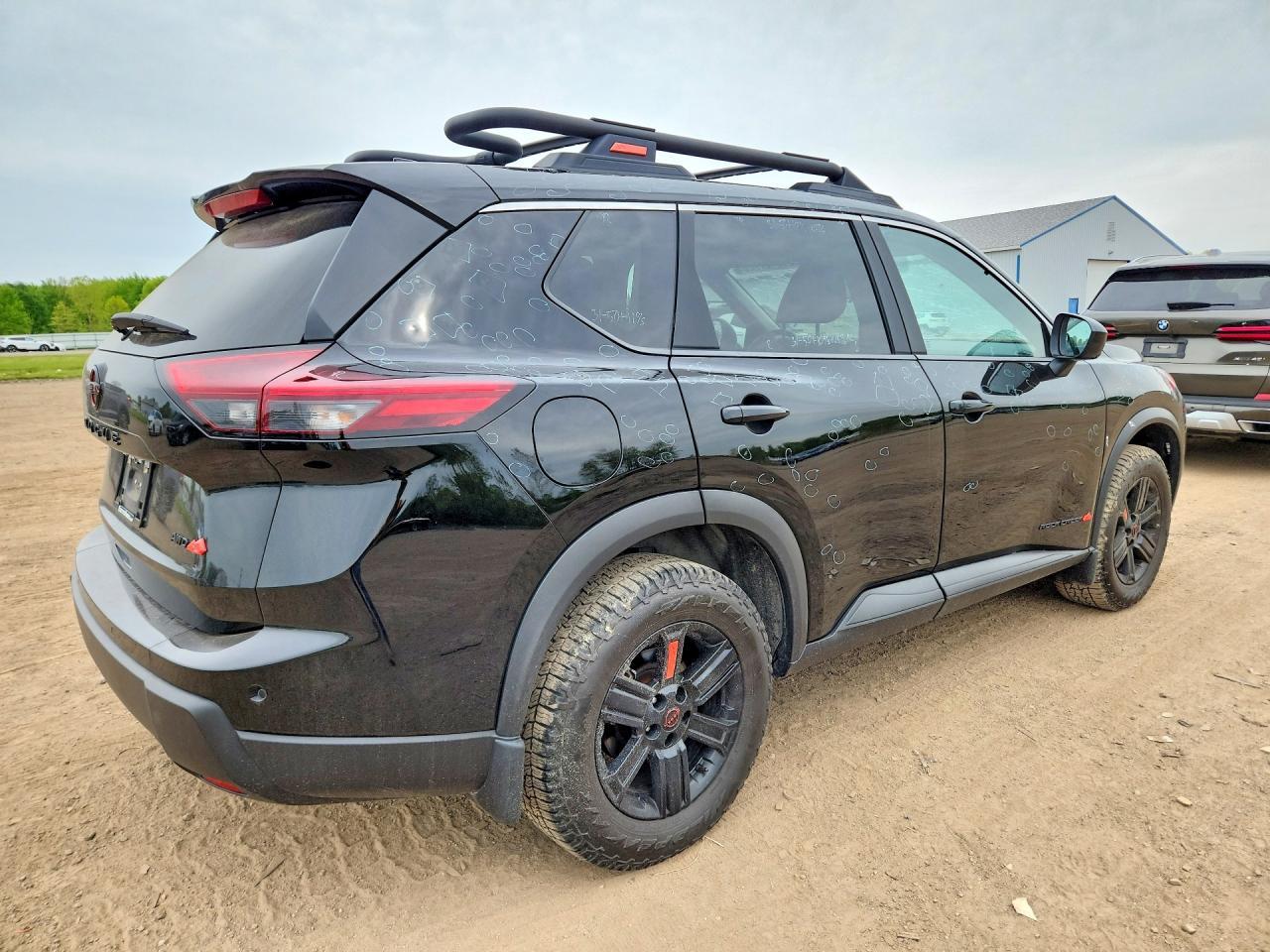 2025 Nissan Rogue Rock Creek - Фото 3