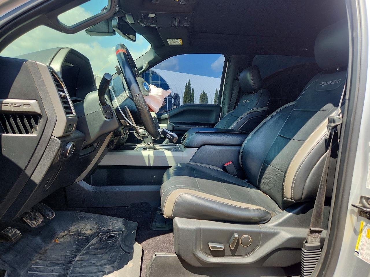 2017 Ford F150 Raptor - Image 7