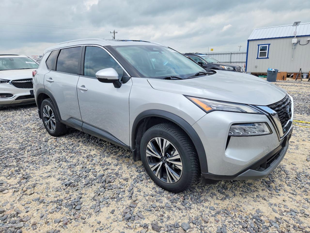 2022 Nissan Rogue Sv - Фото 4