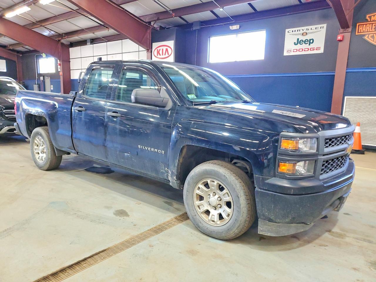 2015 Chevrolet Silverado C1500 - Фото 4