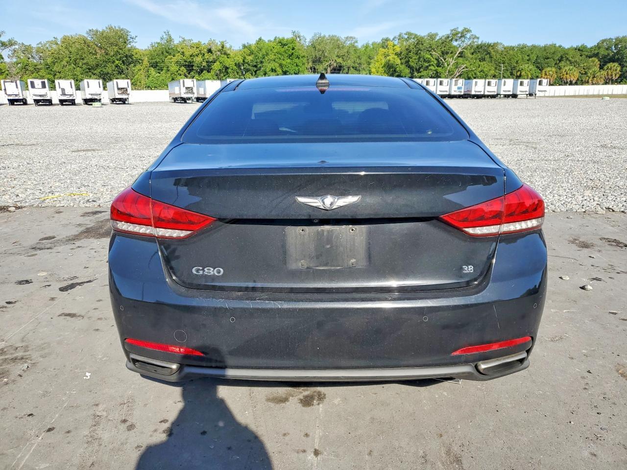 2015 Hyundai Genesis 3.8L - Фото 6