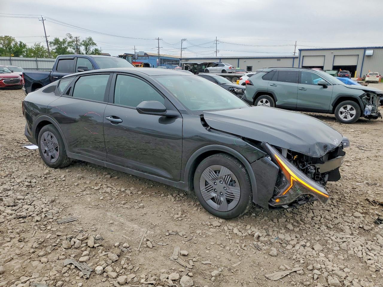 2025 Kia K4 Lx - Image 4