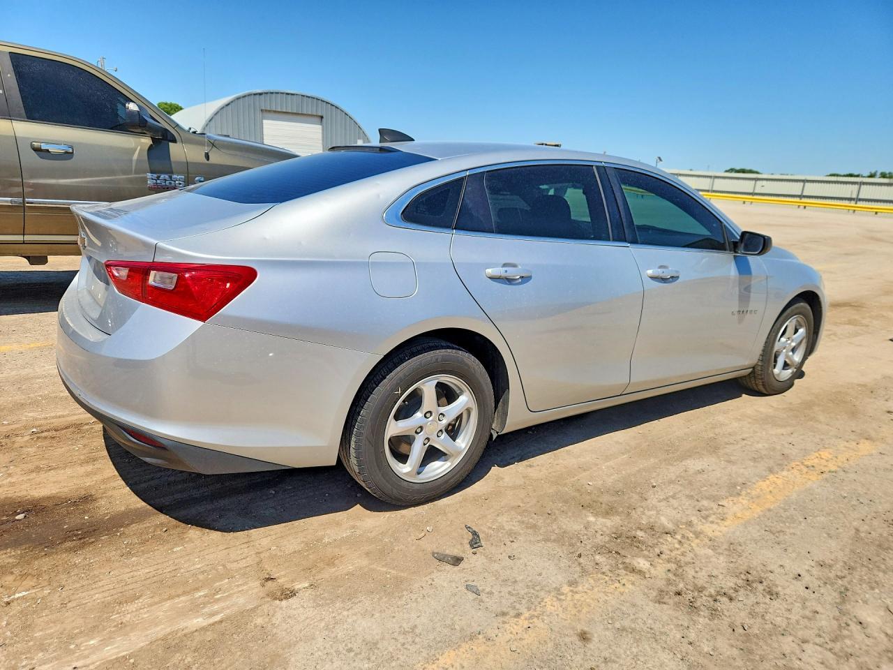 2017 Chevrolet Malibu Ls - Image 3