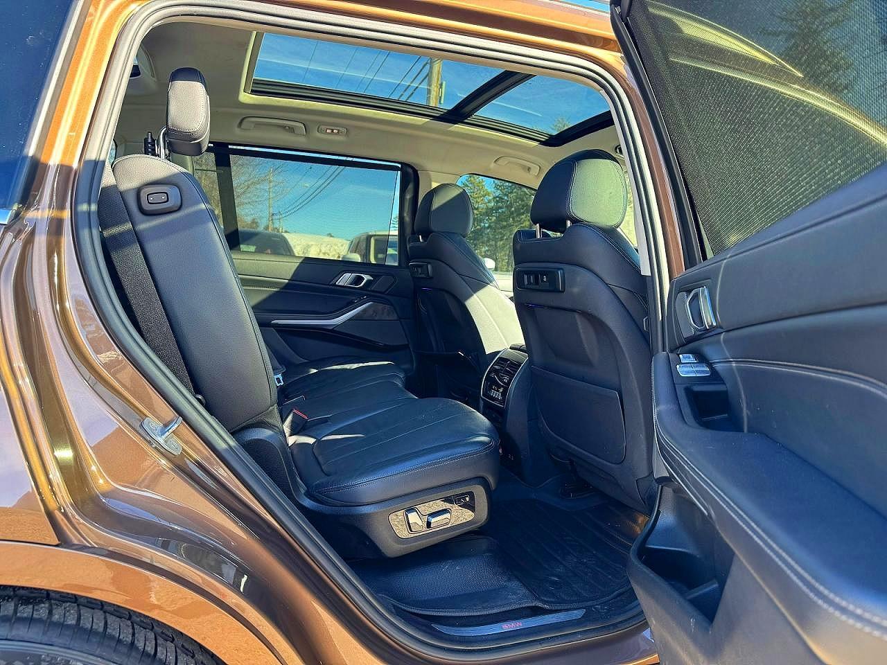 2020 BMW X7 xDrive40I - Фото 6