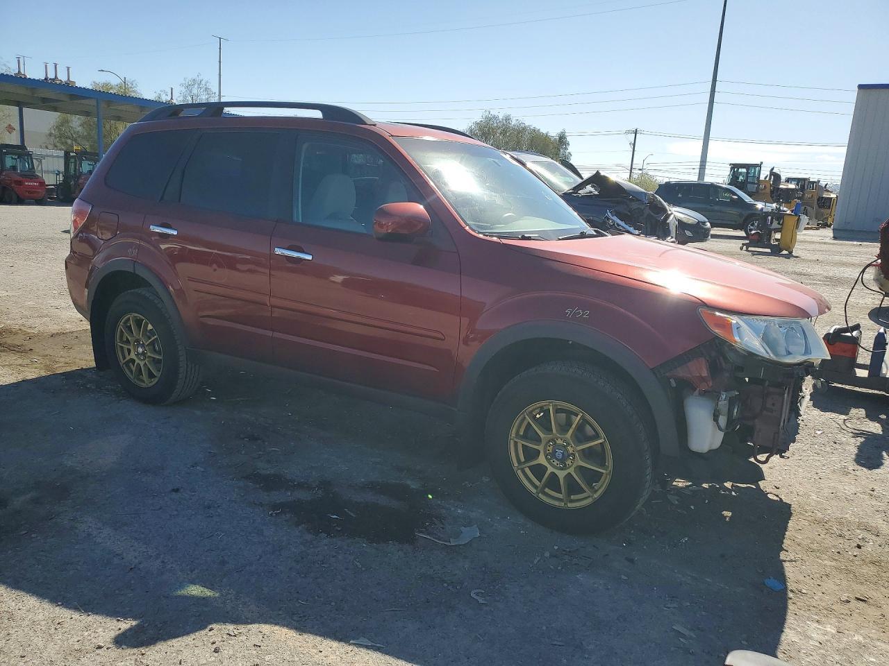 2010 Subaru Forester 2.5X Premium - Фото 4