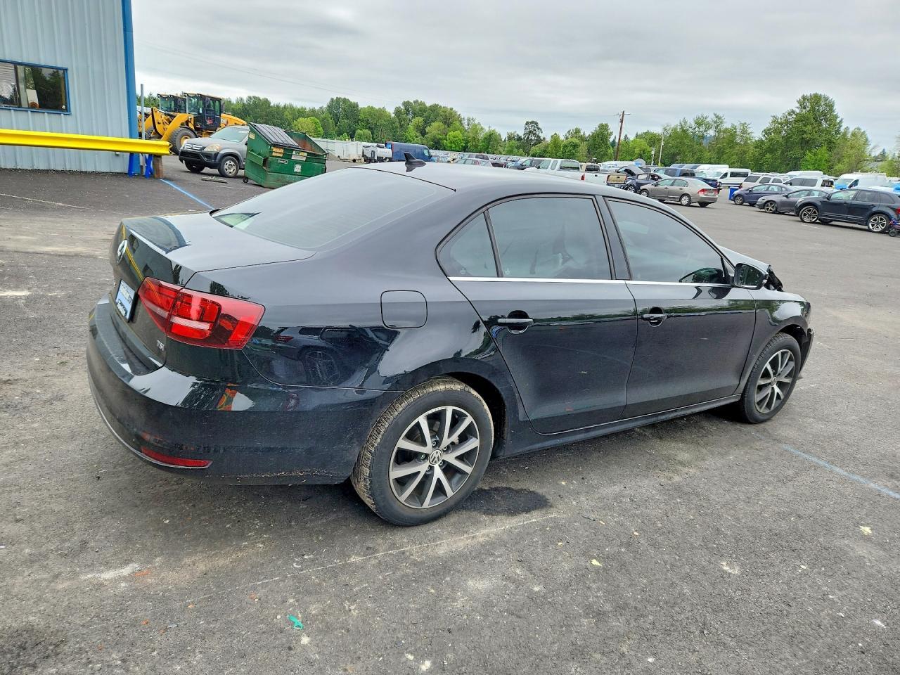 2017 Volkswagen Jetta Se - Фото 3
