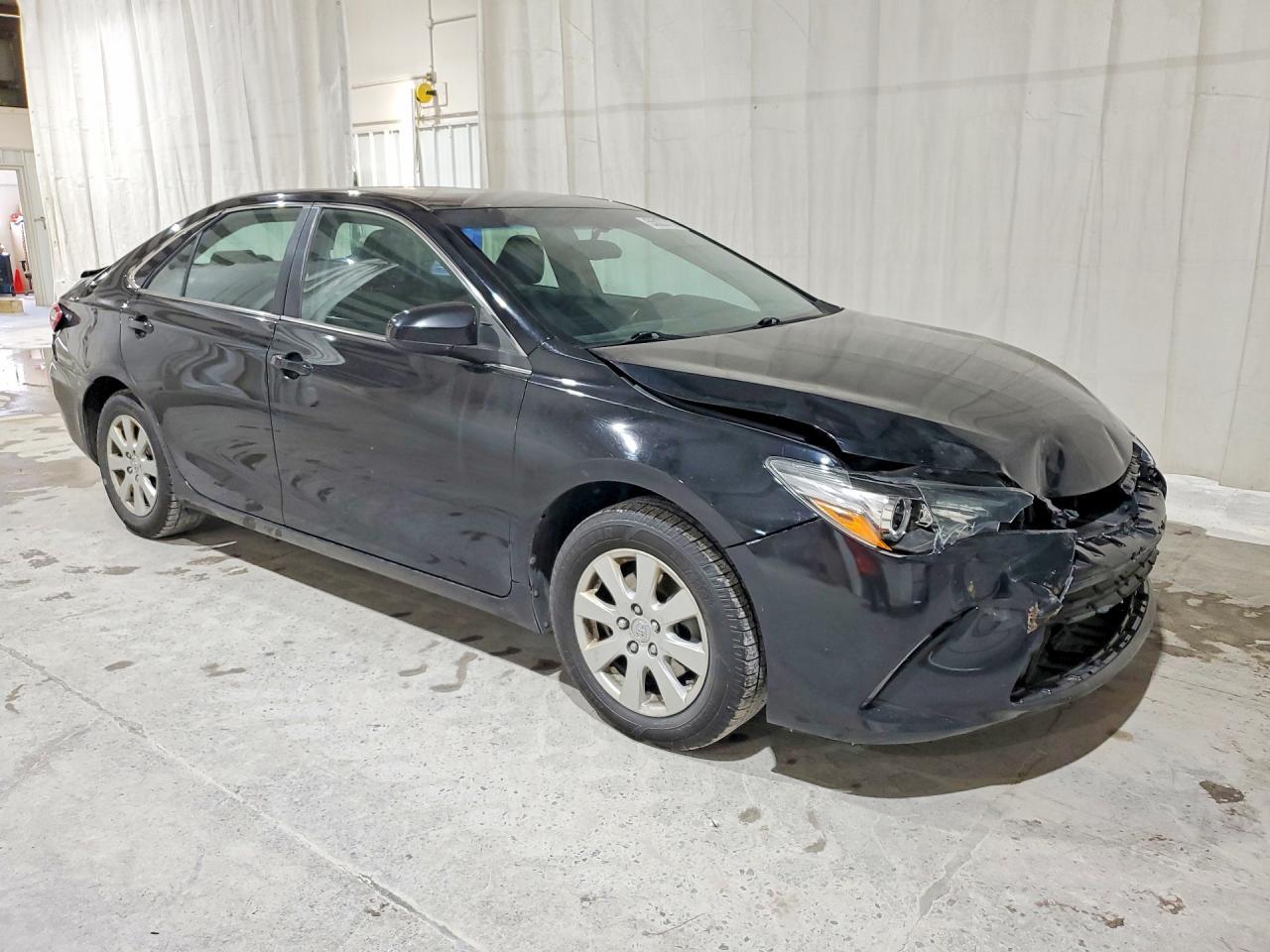2015 Toyota Camry Xse - Image 4