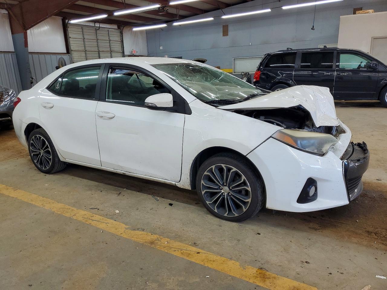 2015 Toyota Corolla S Plus - Image 4