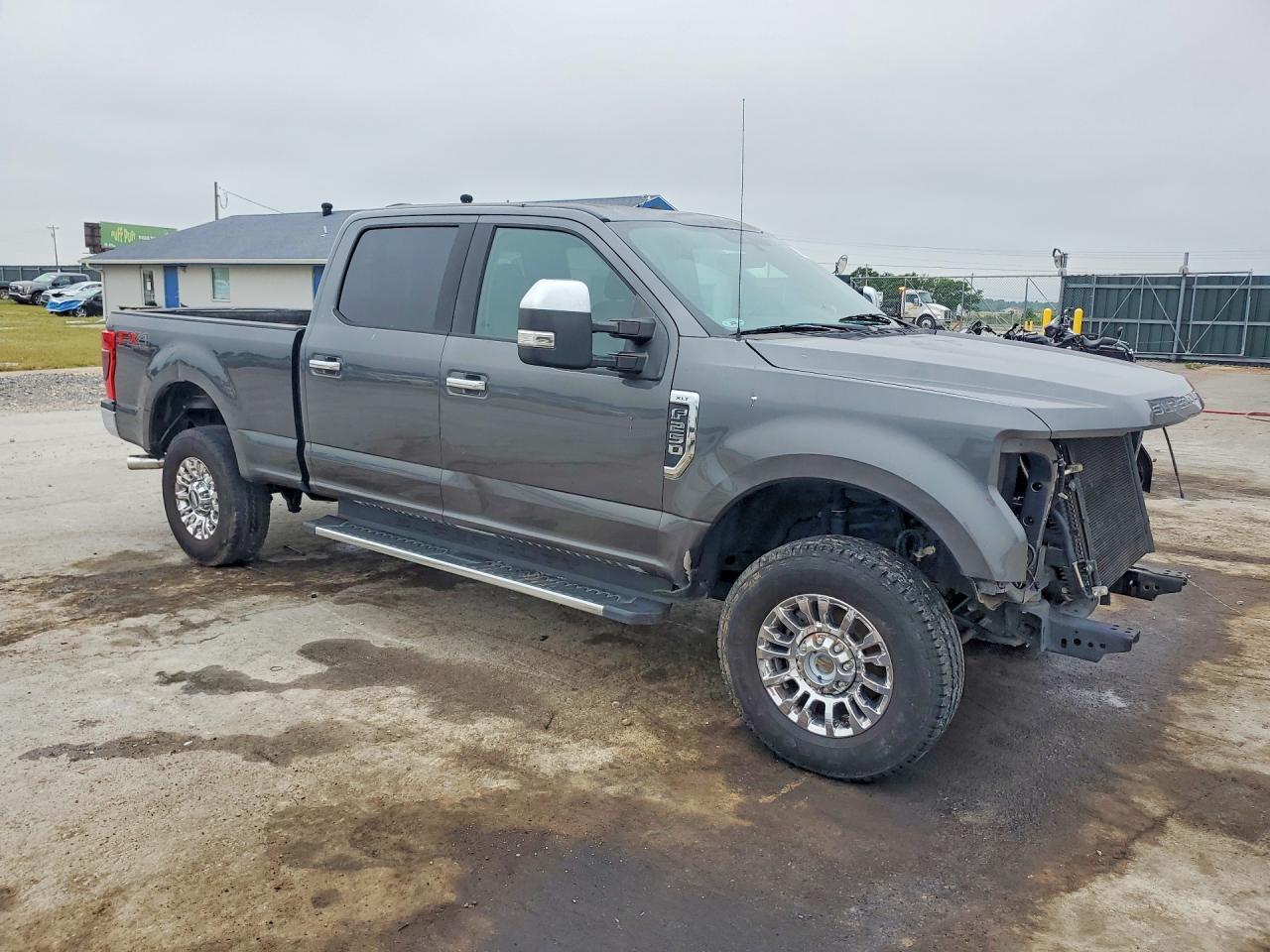 2020 Ford F250 Super Duty - Фото 4