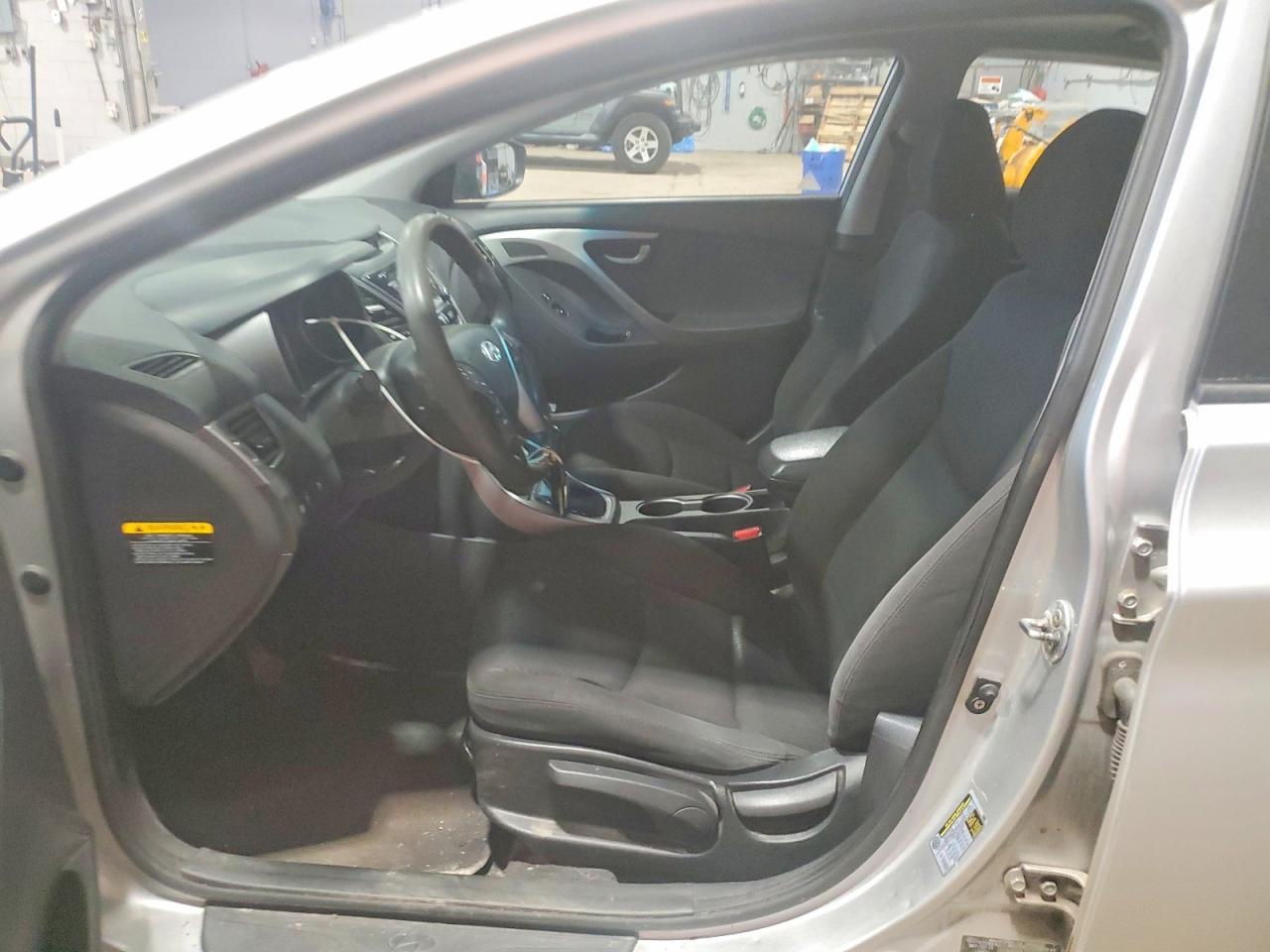 2016 Hyundai Elantra Se - Фото 7