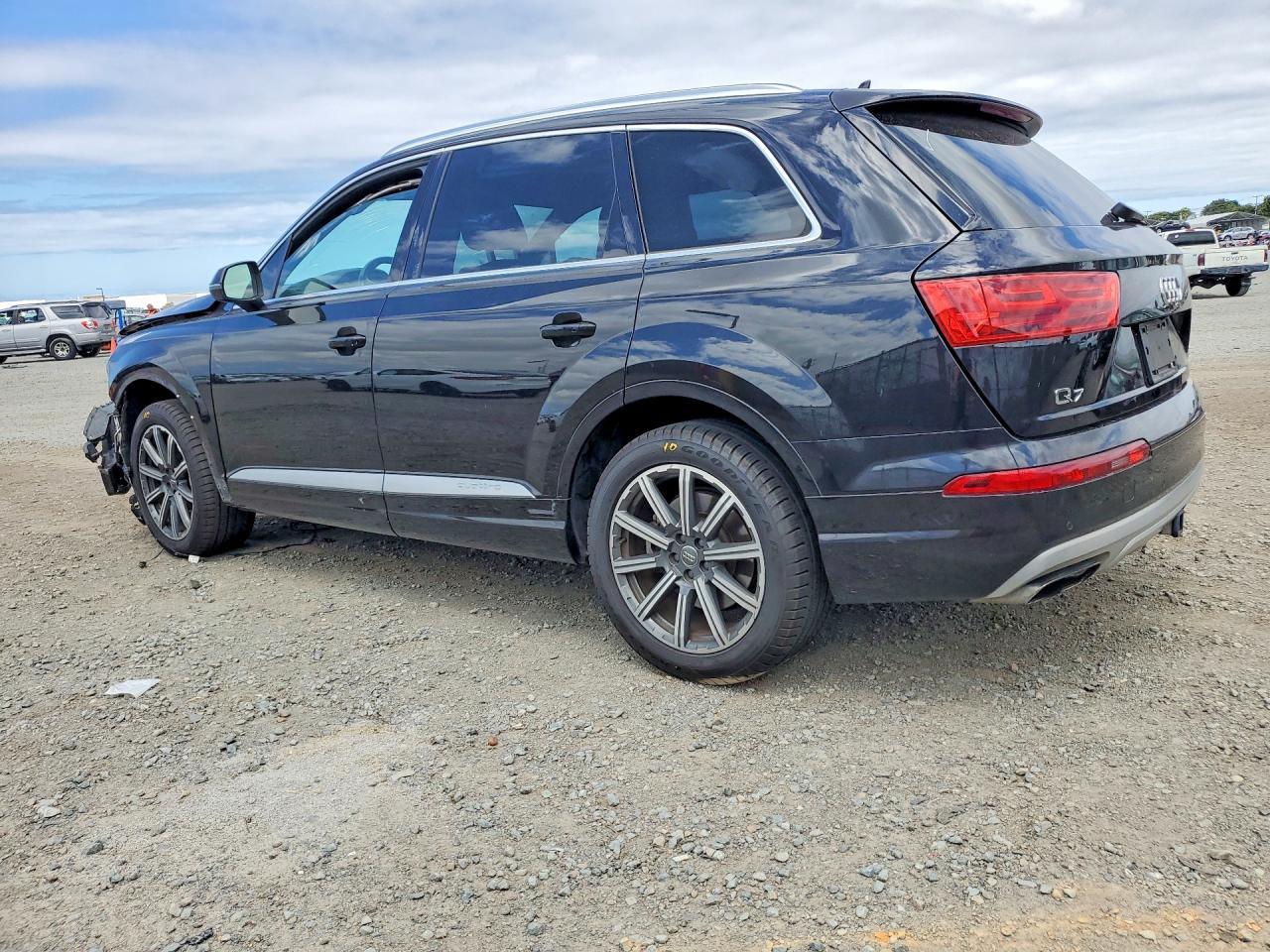 2017 Audi Q7 Premium Plus - Фото 2