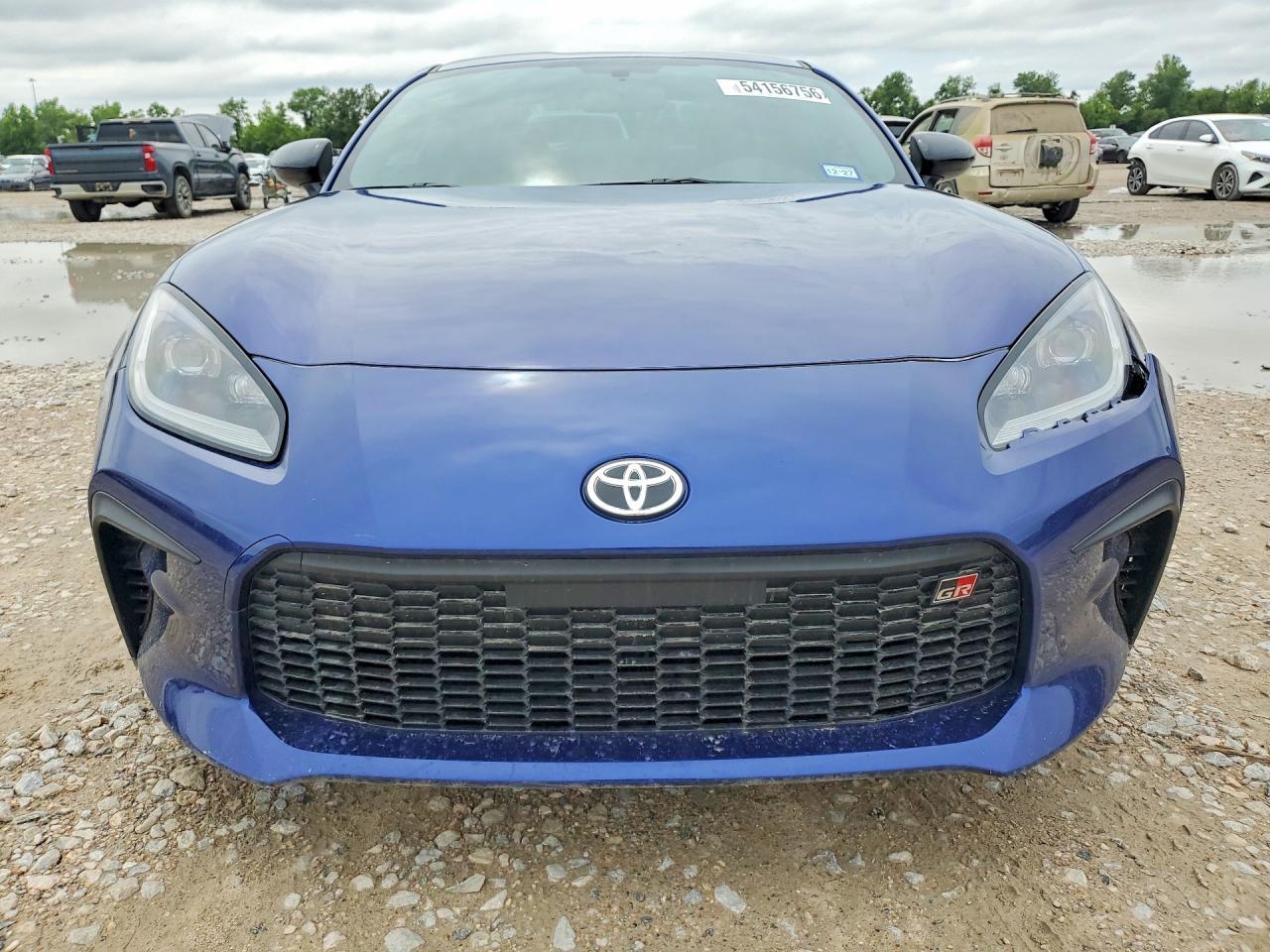 2025 Toyota Gr 86 Premium - Image 5