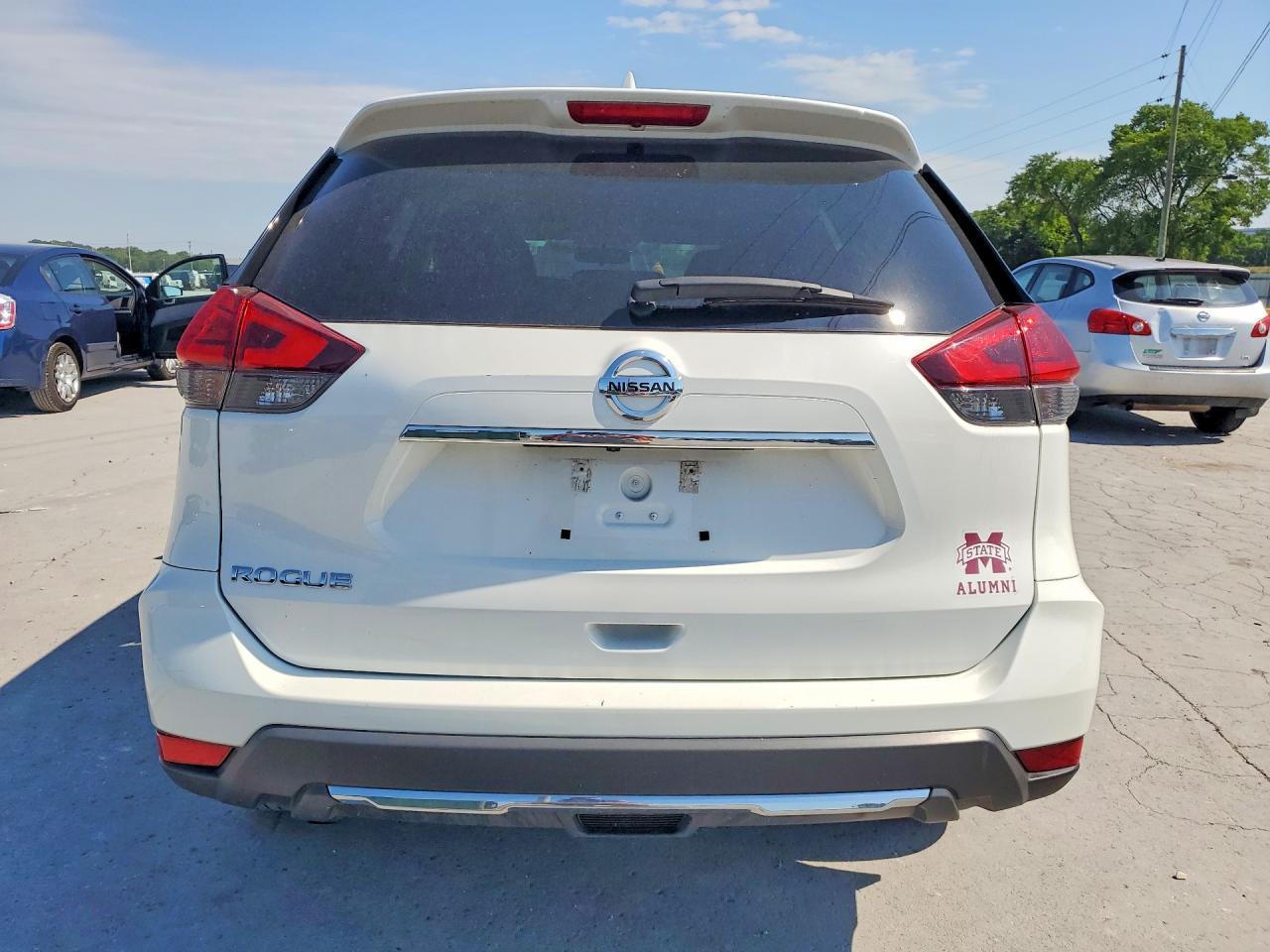2017 Nissan Rogue S - Фото 6