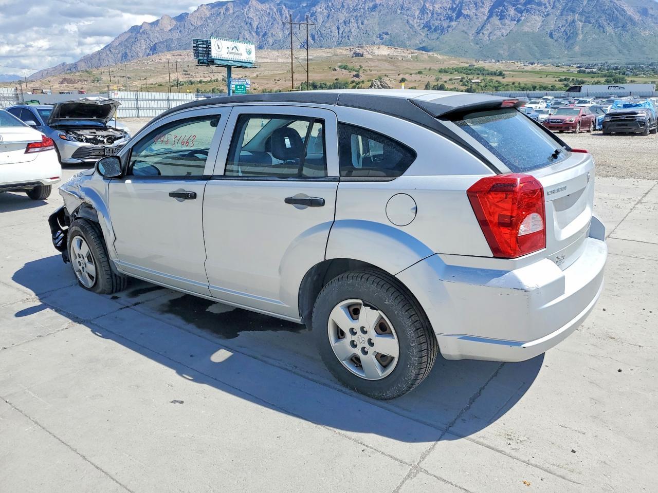 2008 Dodge Caliber - Image 2