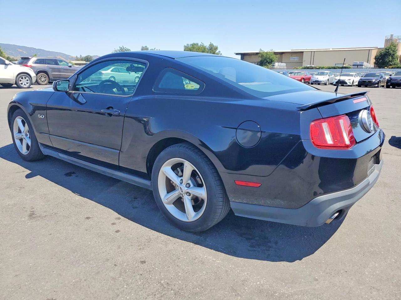 2012 Ford Mustang Gt - Image 2