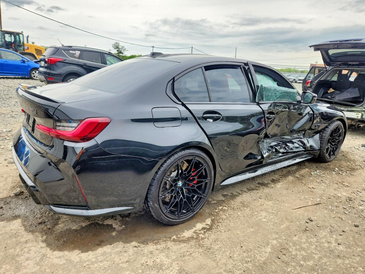 2026 BMW M3 Competition - Фото 3