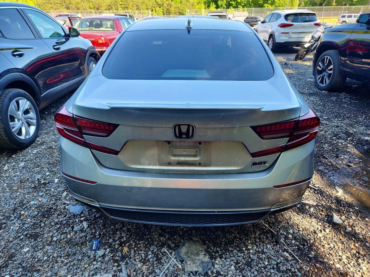 2019 Honda Accord Touring - Фото 6
