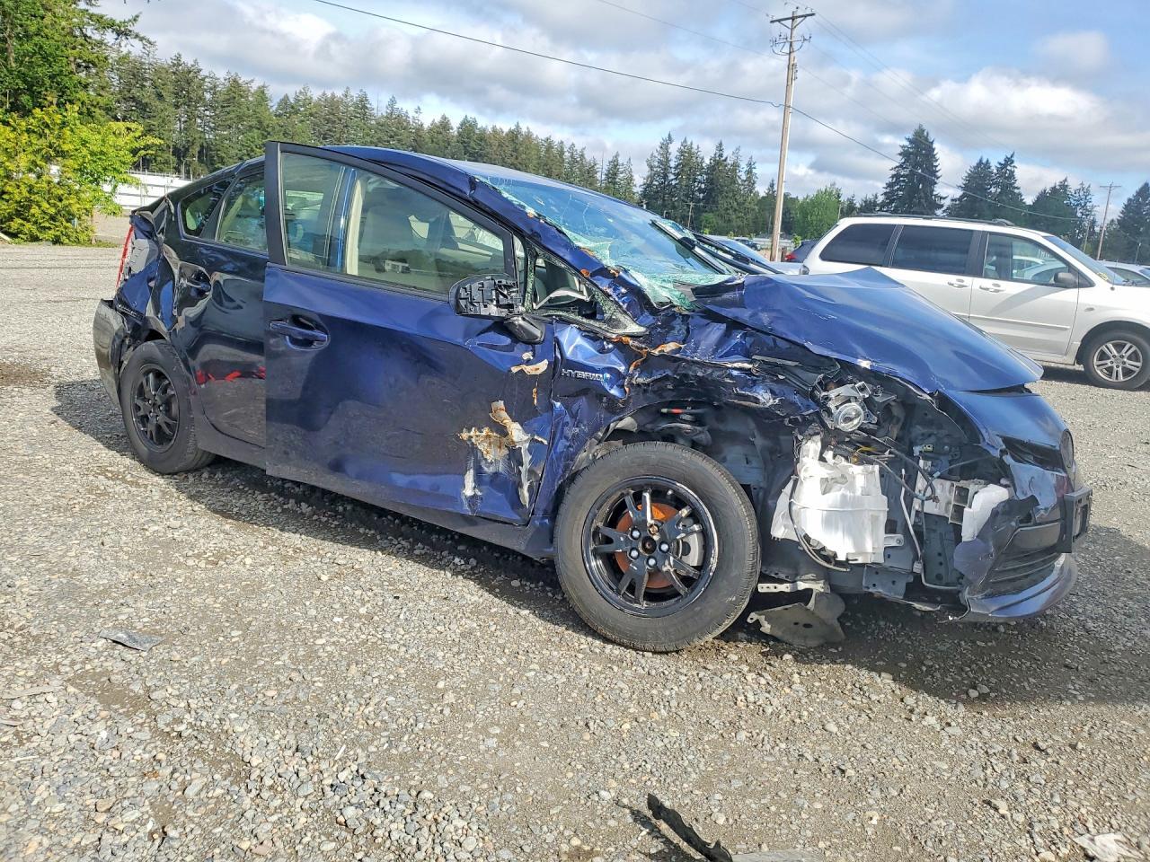 2013 Toyota Prius Three - Фото 4