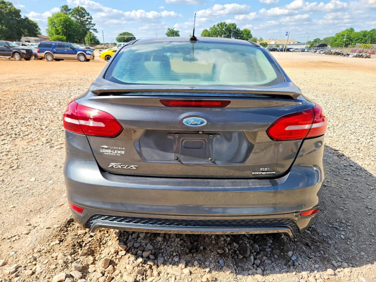 2015 Ford Focus Se - Image 6