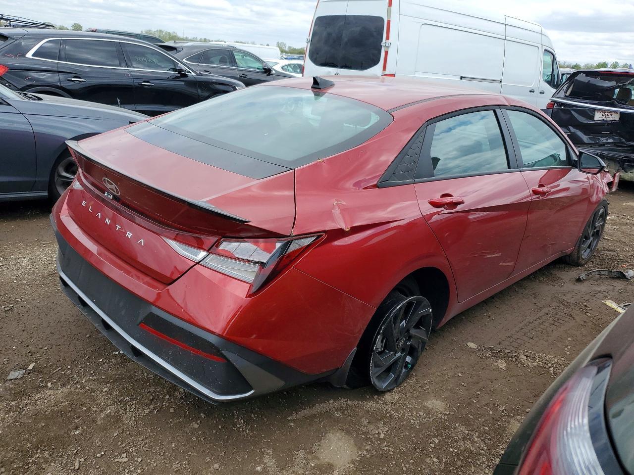 2026 Hyundai Elantra Sel Sport - Фото 3