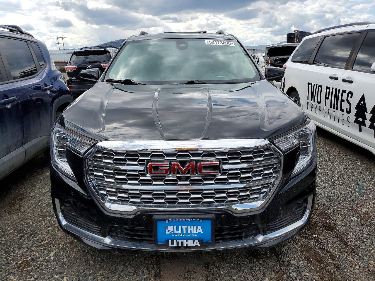 2023 GMC Terrain Denali - Image 5