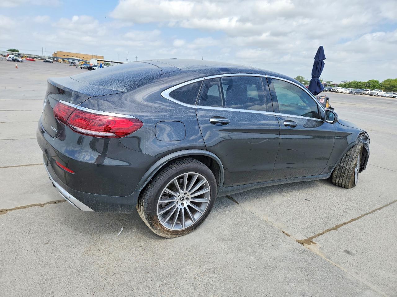 2020 Mercedes-Benz Glc Coupe 300 4Matic - Фото 3