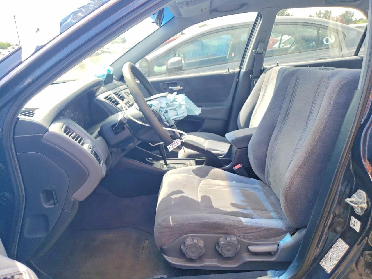 2000 Honda Accord Lx - Image 7