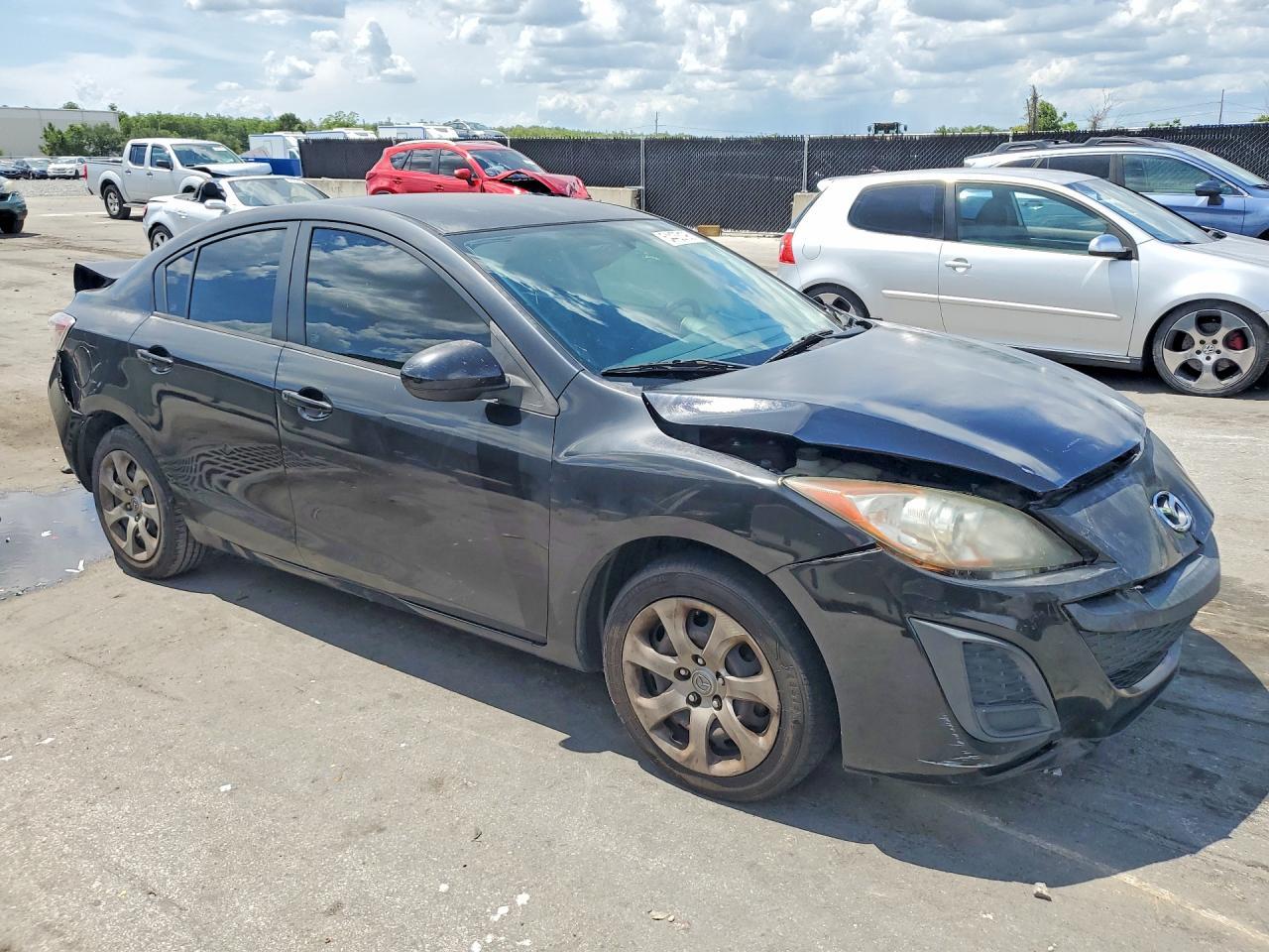 2010 Mazda 3 I - Фото 4