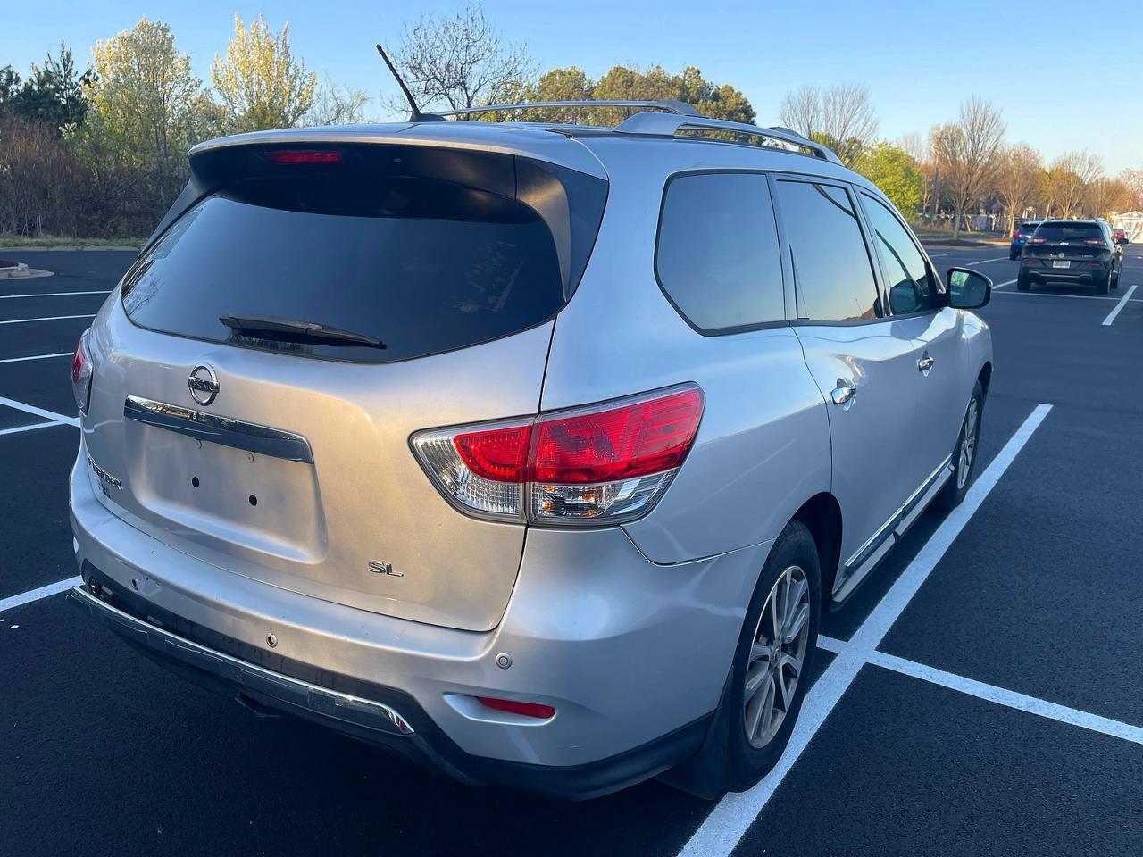 2014 Nissan Pathfinder Sl - Фото 4
