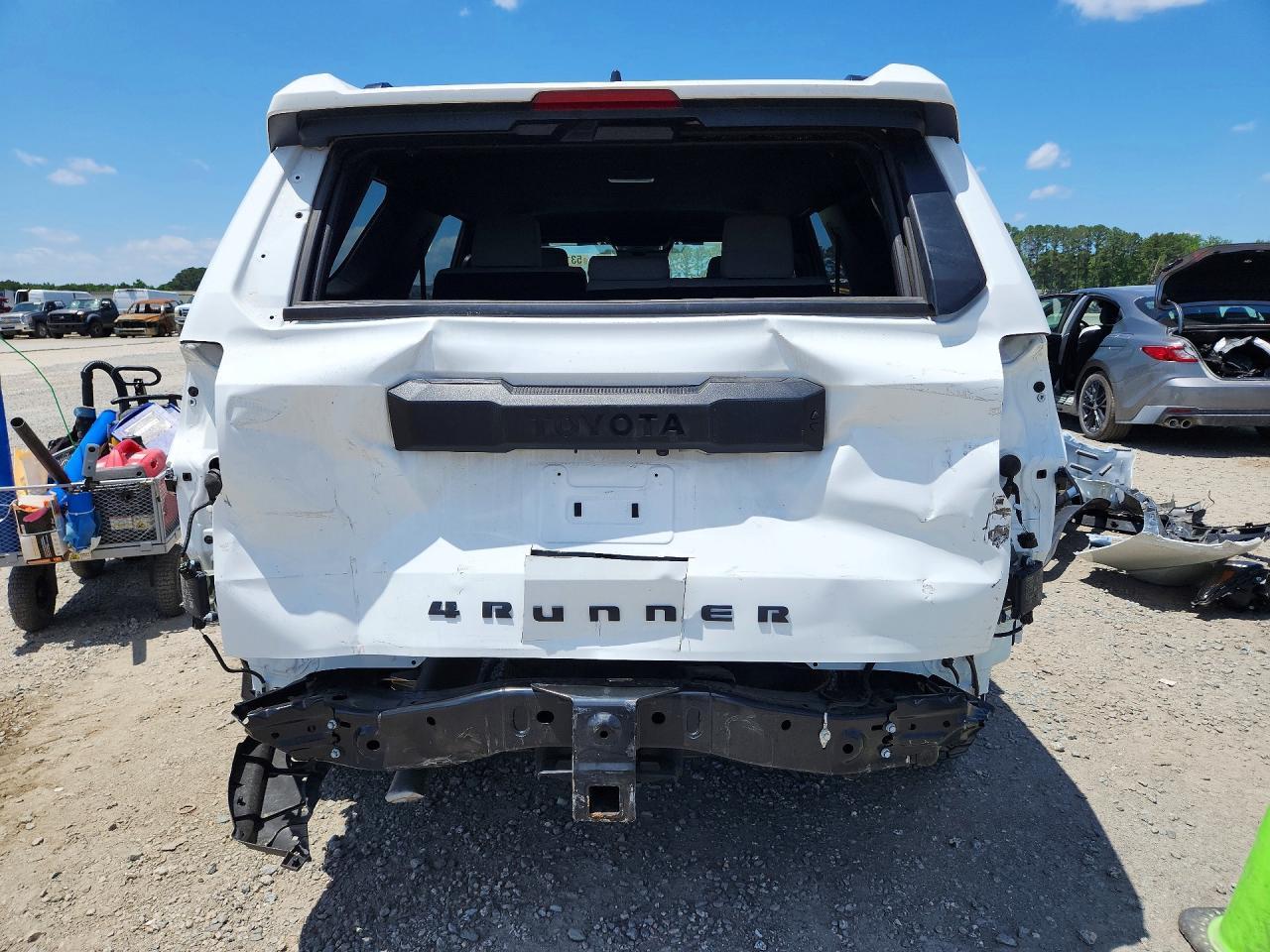 2025 Toyota 4Runner Sr5 - Image 6