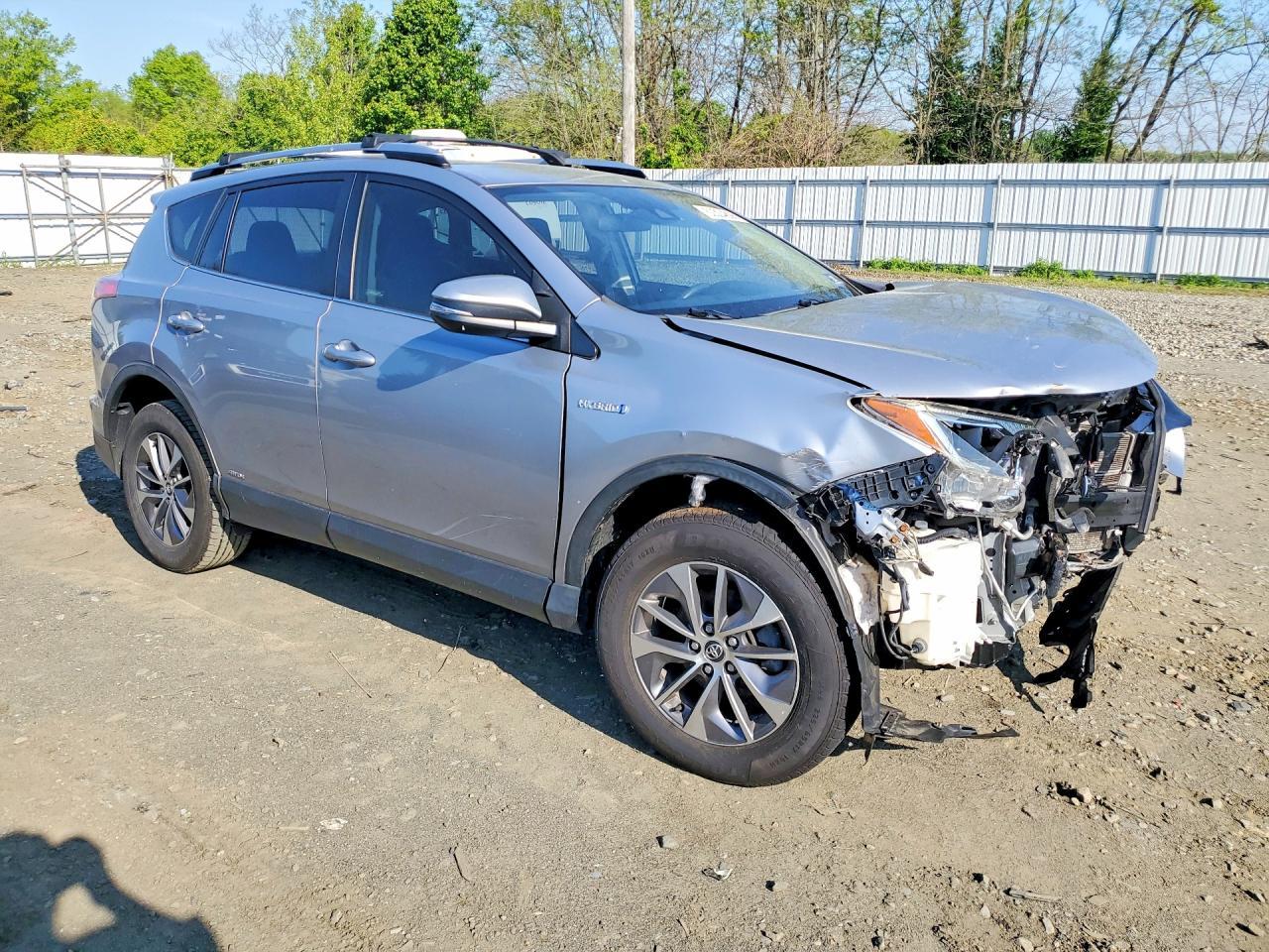 2018 Toyota Rav4 Hybrid Le - Фото 4