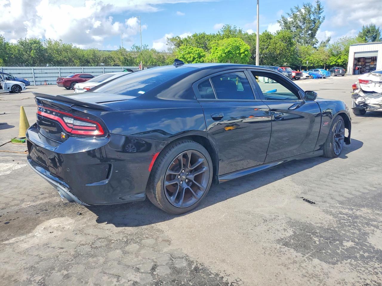 2021 Dodge Charger Scat Pack - Image 3