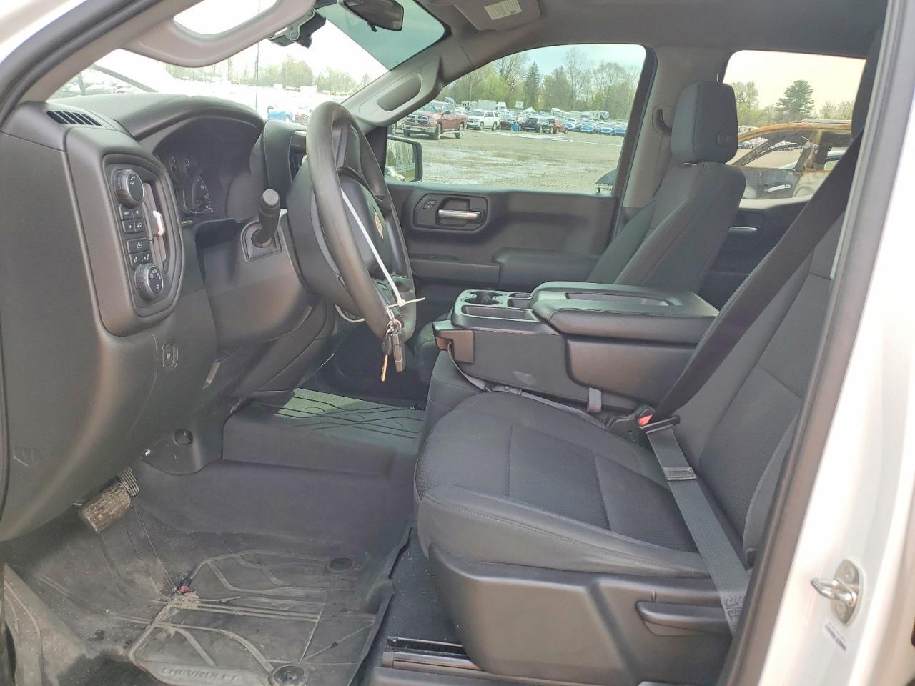 2021 Chevrolet Silverado K1500 - Фото 7