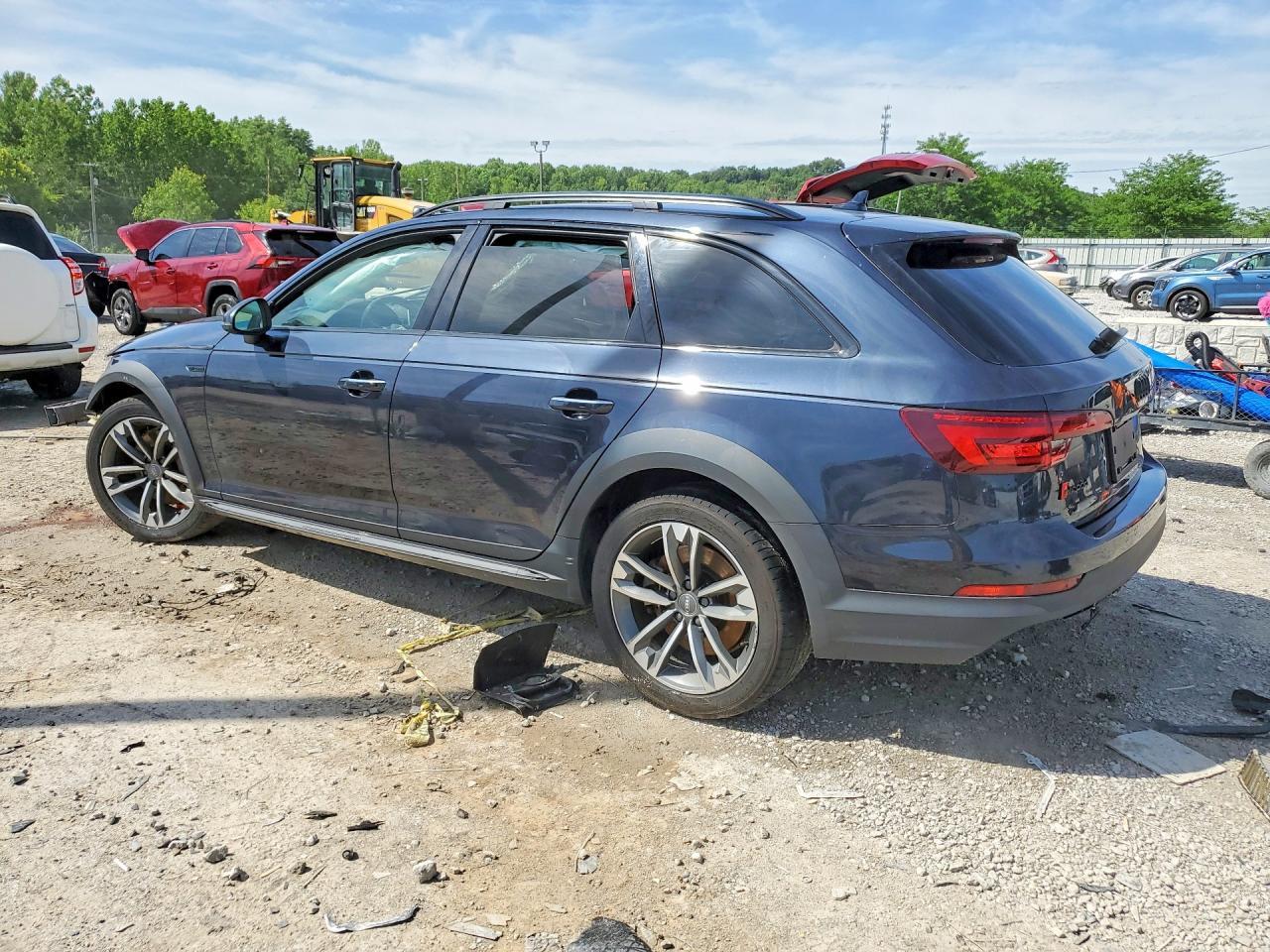 2018 Audi A4 Allroad Premium Plus - Image 2