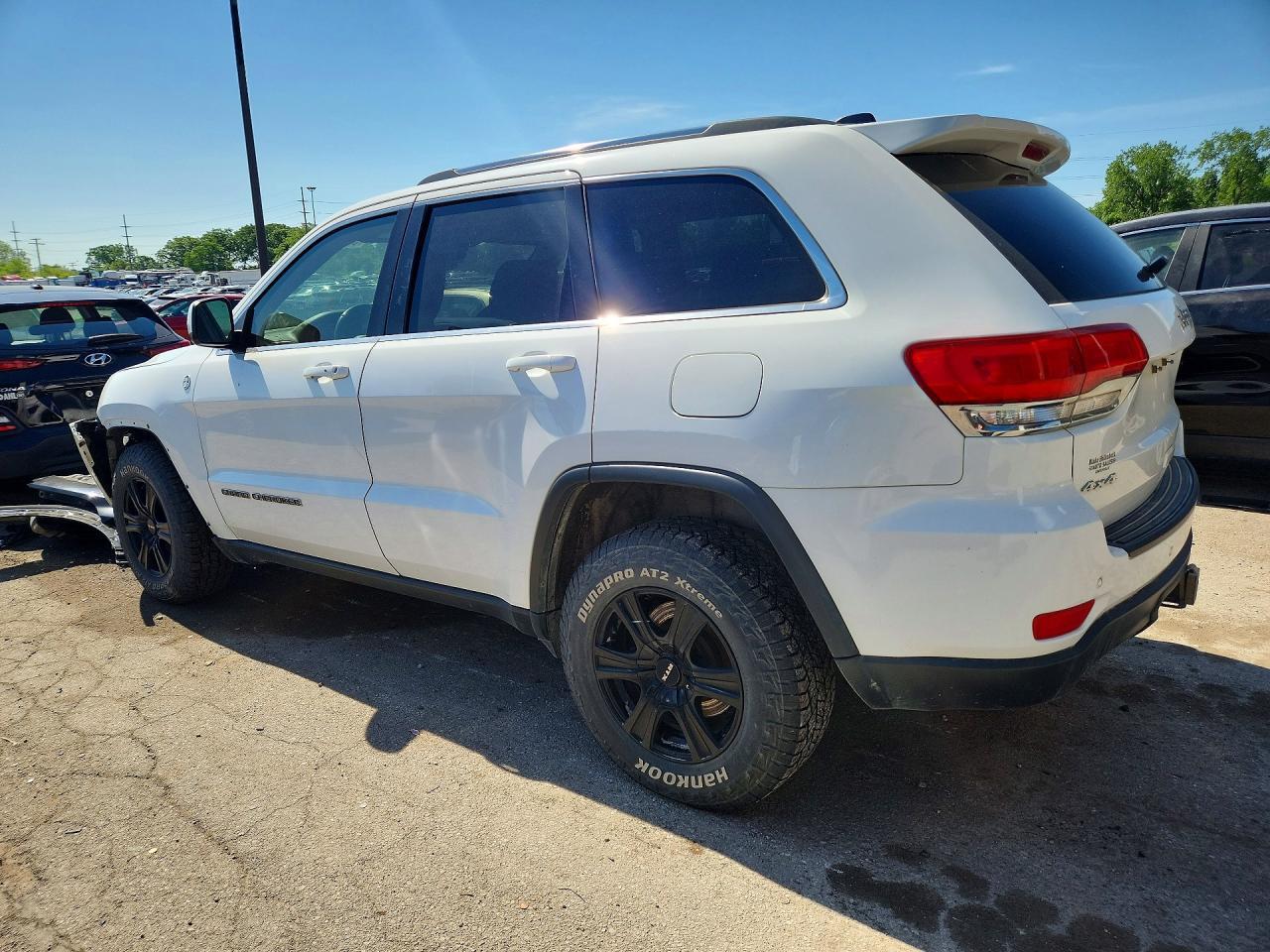 2017 Jeep Grand Cherokee Laredo - Фото 2
