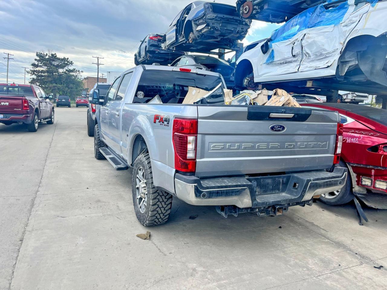 2020 Ford F250 Super Duty - Image 3