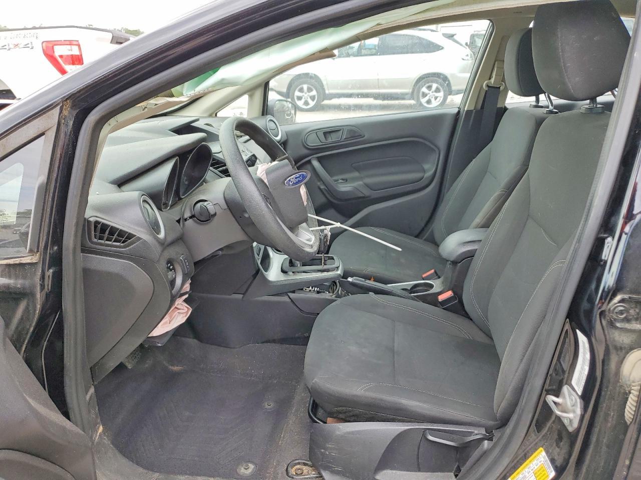 2019 Ford Fiesta Se - Фото 7