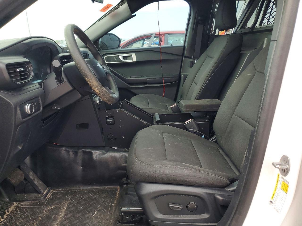 2020 Ford Explorer Police Interceptor - Image 7