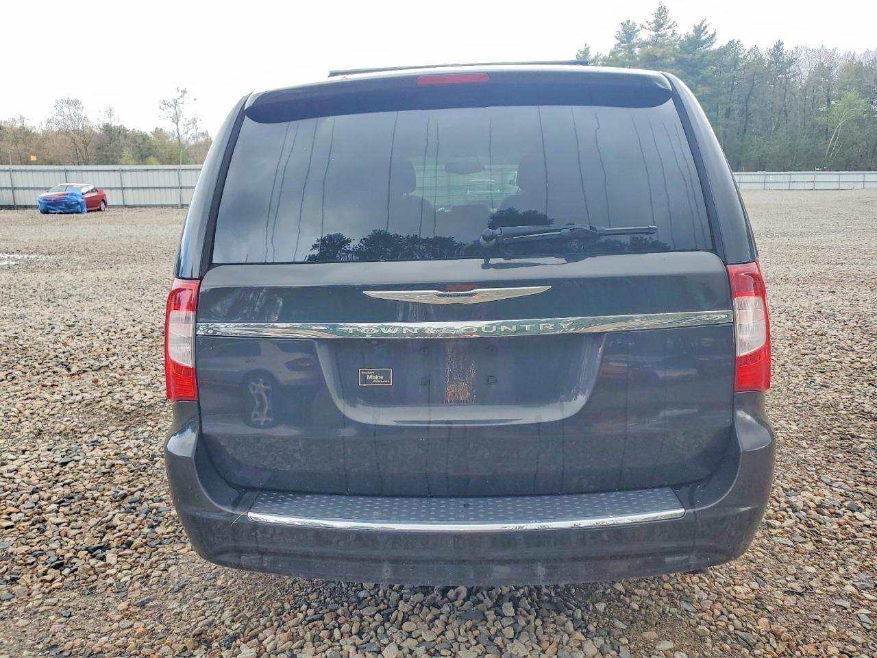 2015 Chrysler Town & Country Touring L - Фото 6