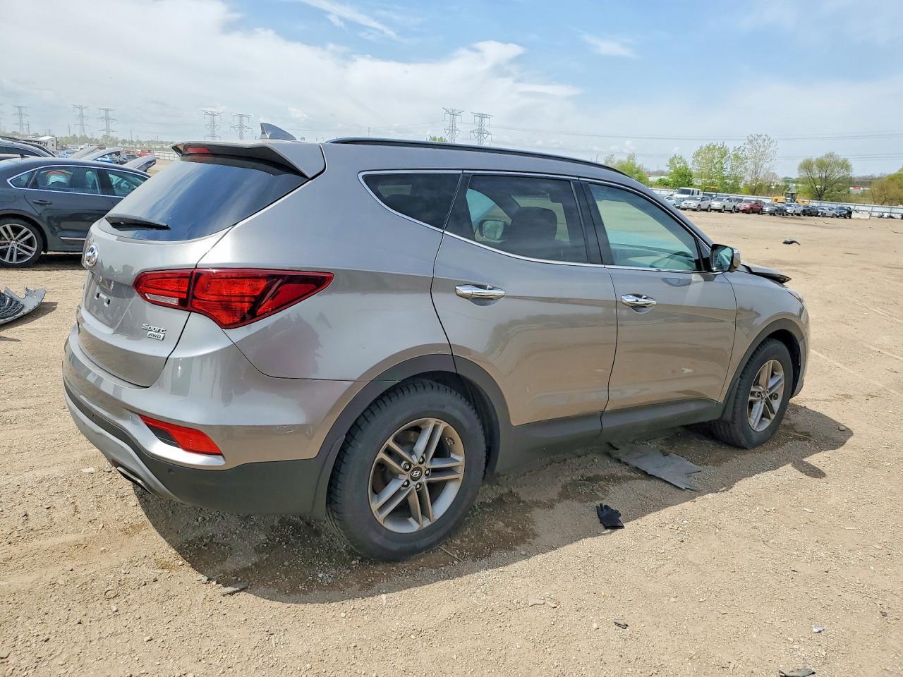 2018 Hyundai Santa Fe Sport 2.4L - Image 3