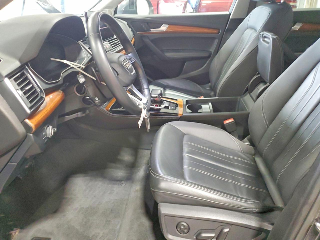 2023 Audi Q5 Premium Plus 45 - Image 7