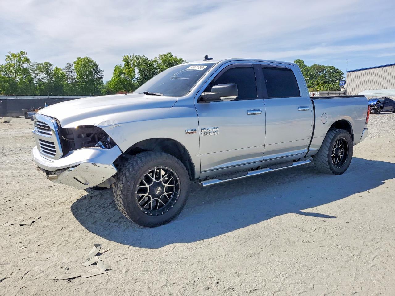 2016 Ram 1500 Slt