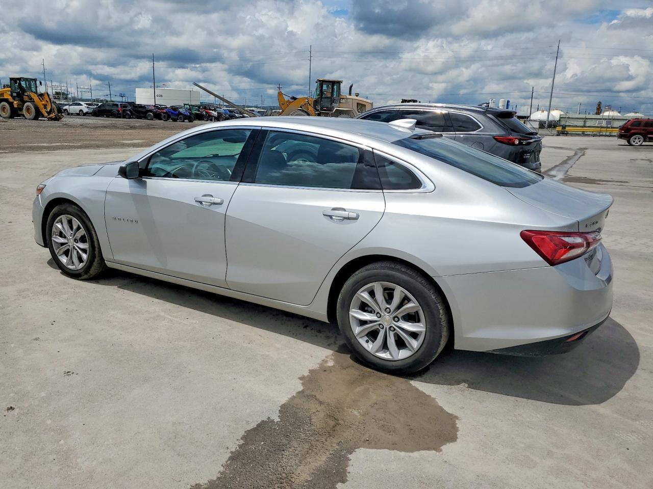 2022 Chevrolet Malibu Lt - Image 2