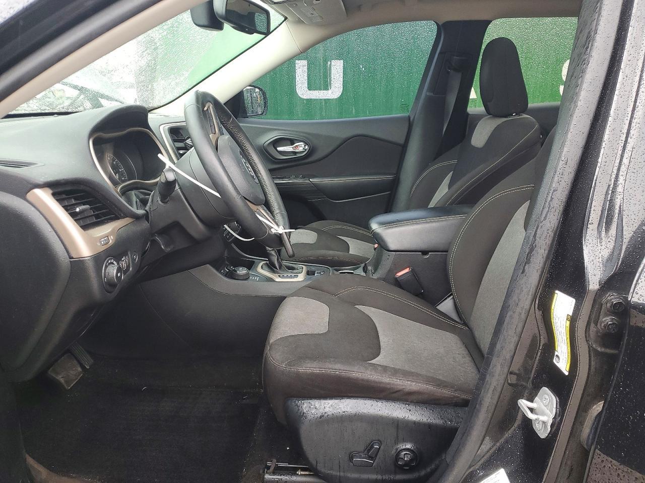 2014 Jeep Cherokee Latitude - Image 7