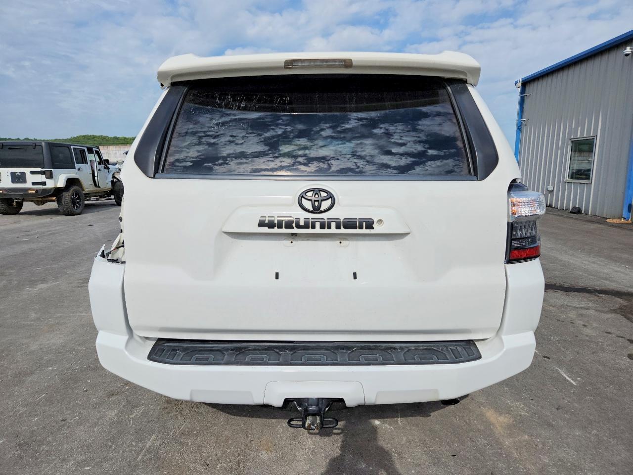 2017 Toyota 4Runner Sr5 Premium - Фото 6