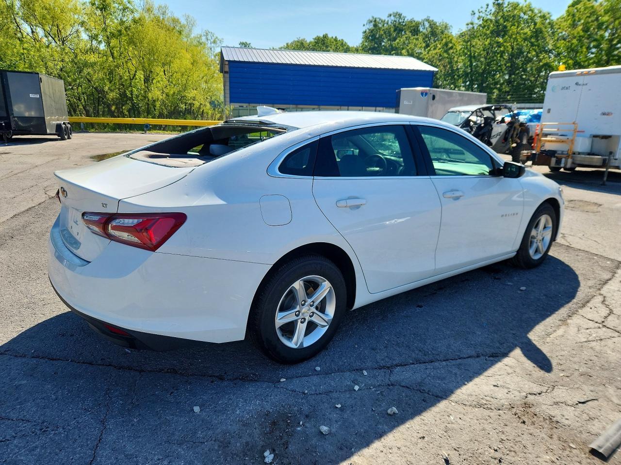 2022 Chevrolet Malibu Lt - Image 3