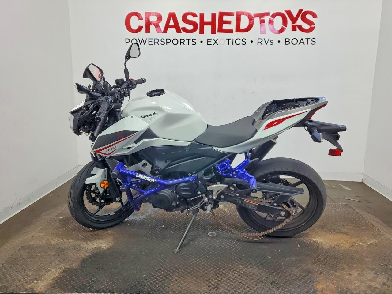 2023 Kawasaki Er400 D - Фото 3